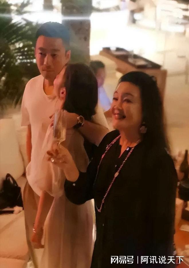 天 张兰出手 才发现具俊晔已留好后新葡京S妈要哭了和女婿联手不到四(图5)